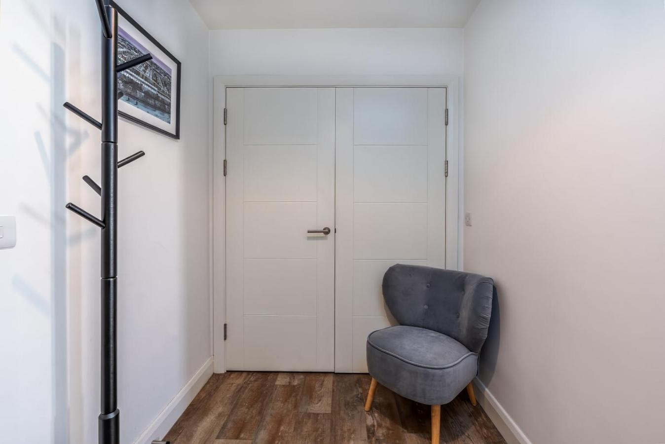 Chic & Modern Apartment - Bedminster Parade Μπρίστολ Εξωτερικό φωτογραφία